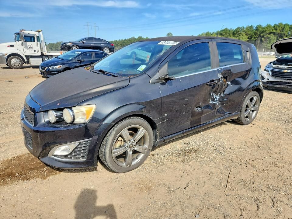 2013 CHEVROLET Sonic