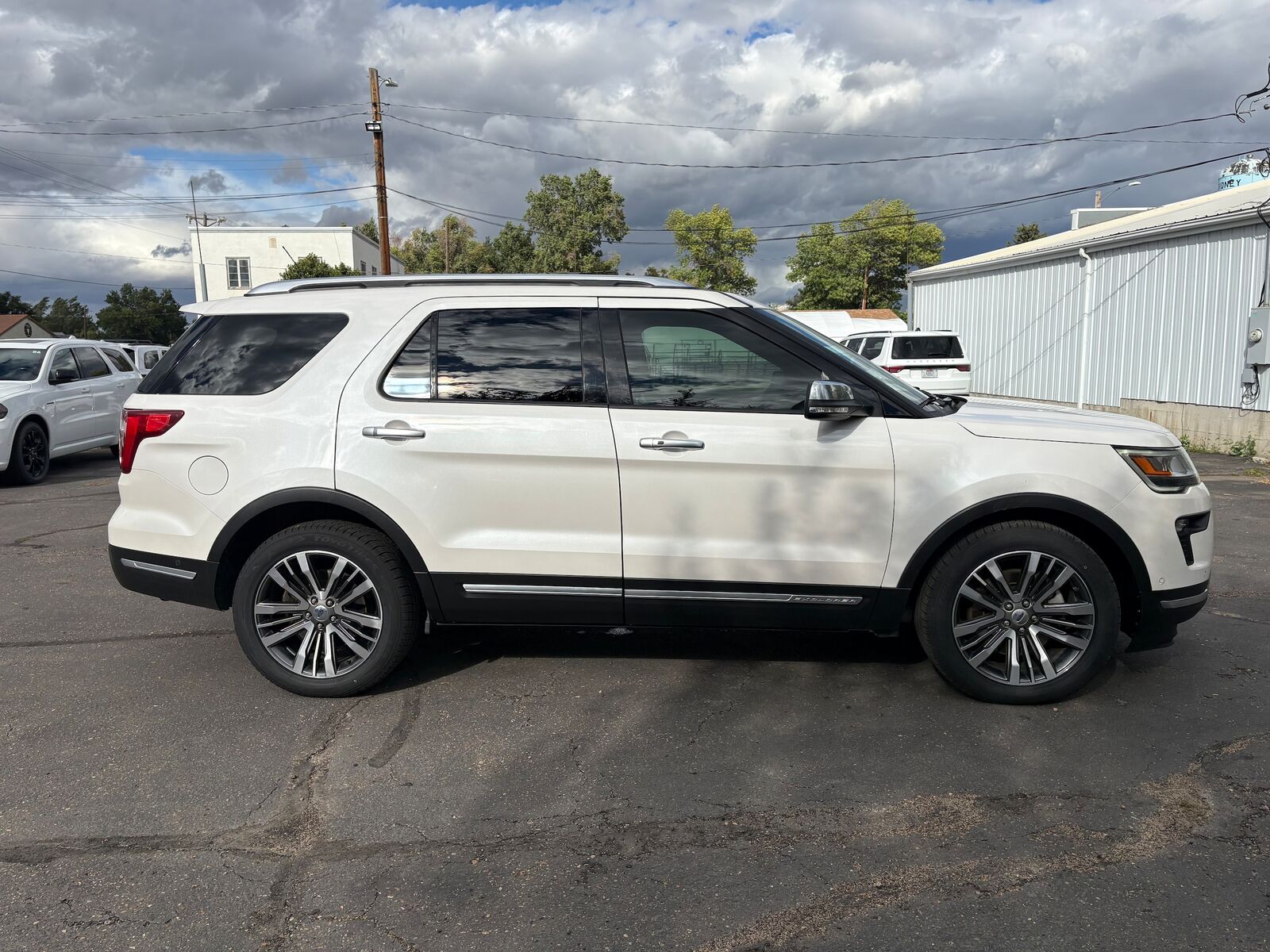 2019 FORD Explorer