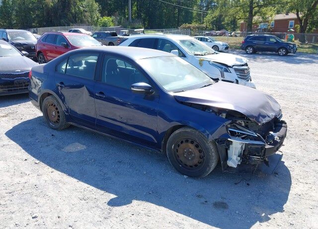 2012 VOLKSWAGEN Jetta