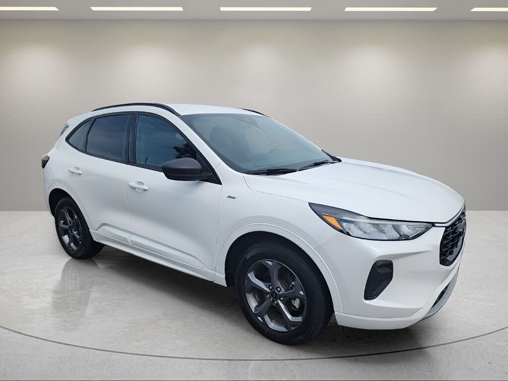 2024 FORD Escape