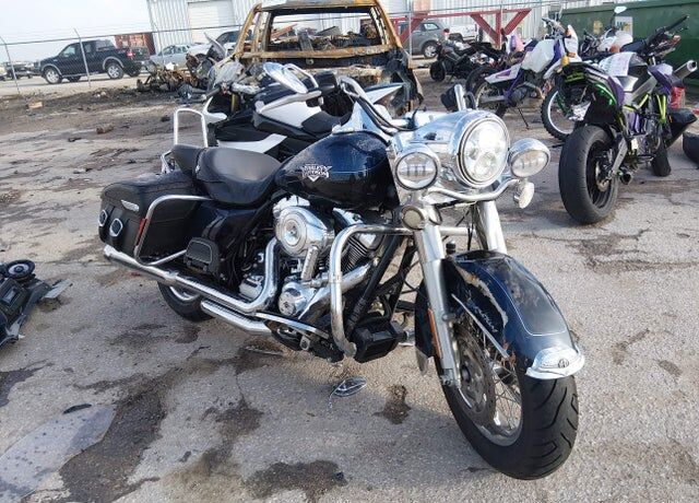 2012 HARLEY DAVIDSON FLHRC103 / Road King Classic 103