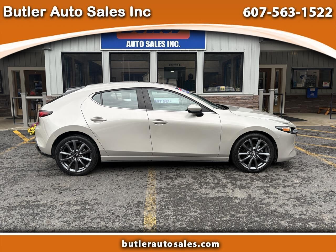 2024 MAZDA Mazda3