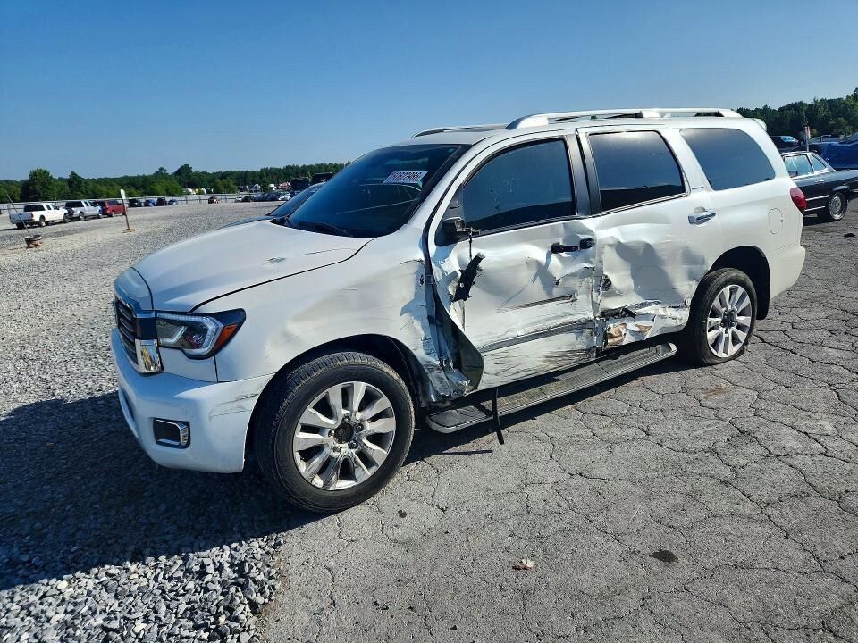 2020 TOYOTA Sequoia