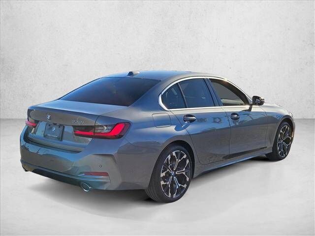 2026 BMW 330i