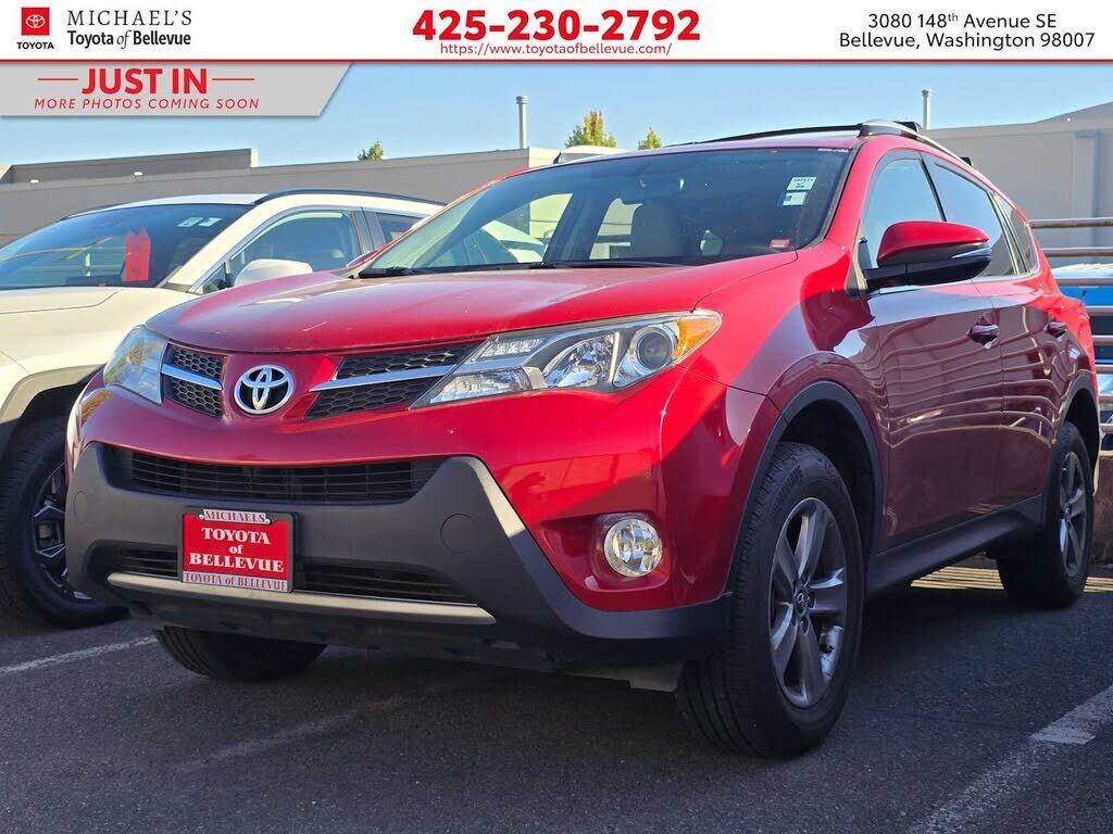 2015 TOYOTA RAV4