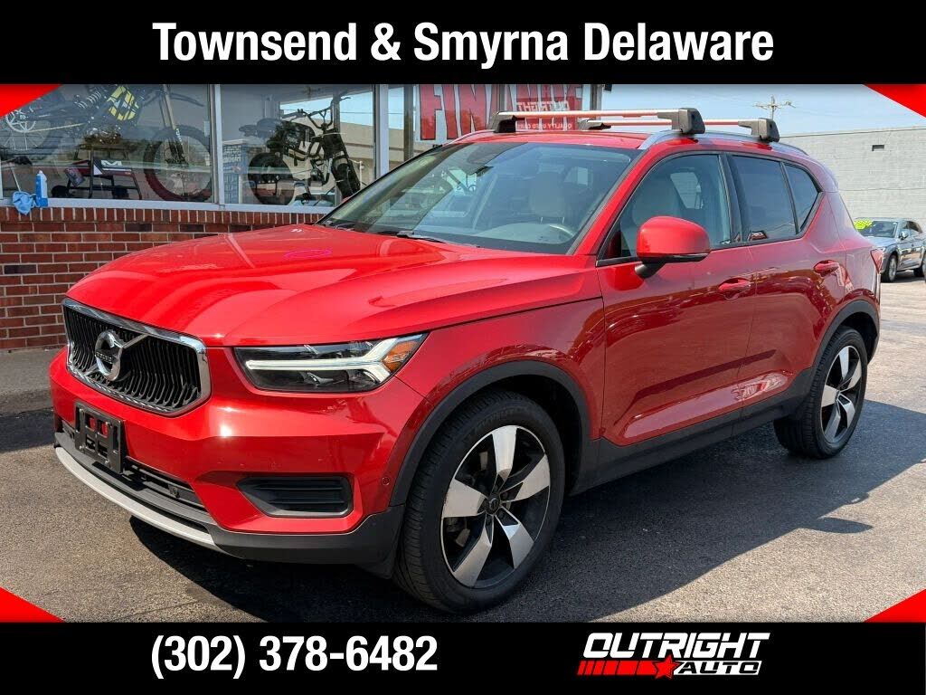 2019 VOLVO XC40