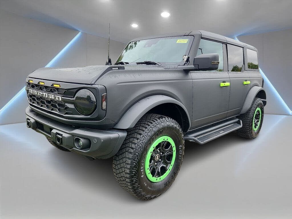 2023 FORD Bronco