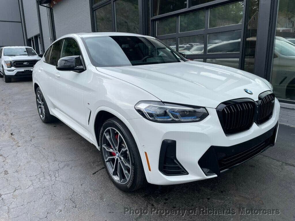 2023 BMW X4