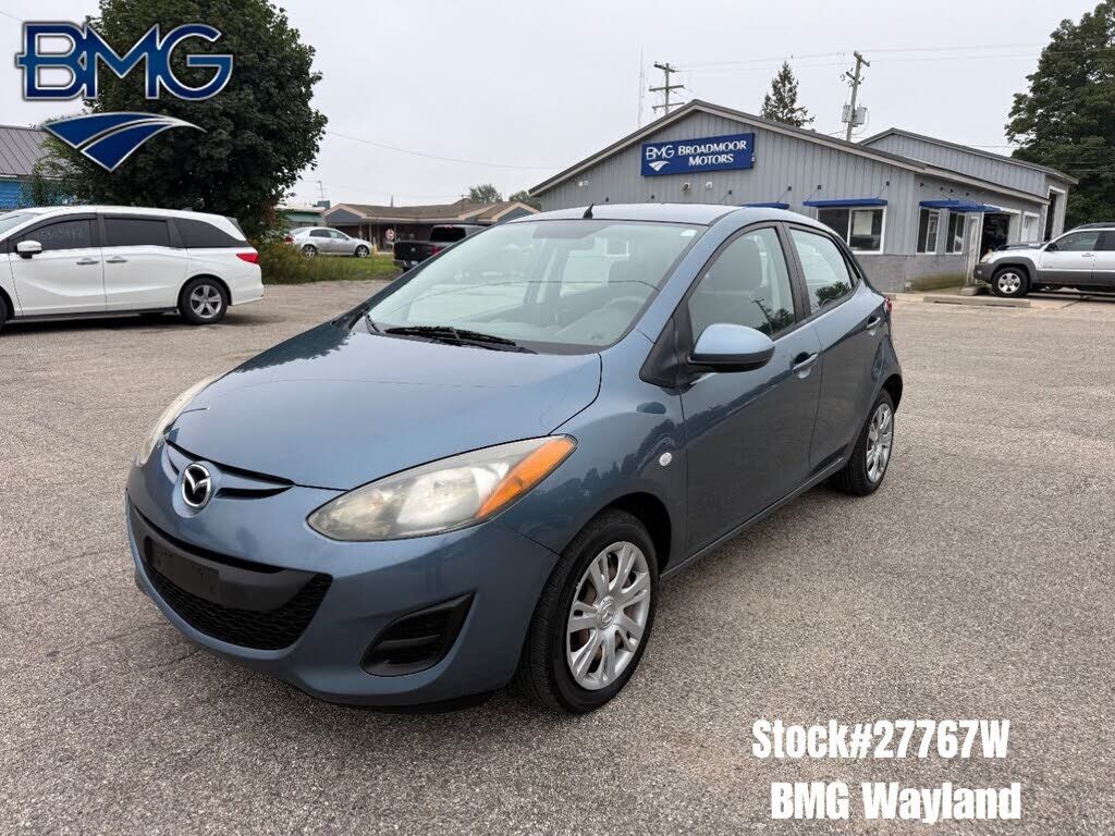 2014 MAZDA Mazda2