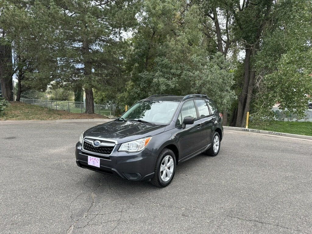 2016 SUBARU Forester