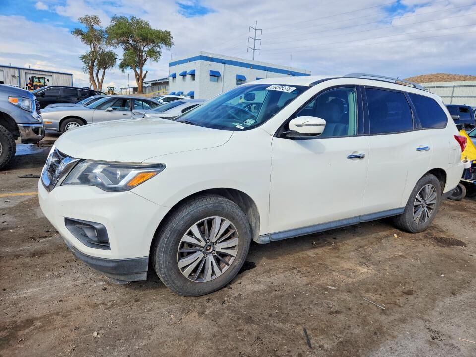 2017 NISSAN Pathfinder