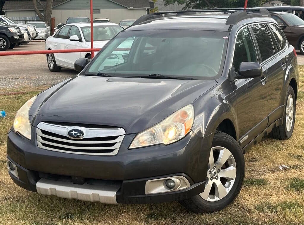 2012 SUBARU Outback