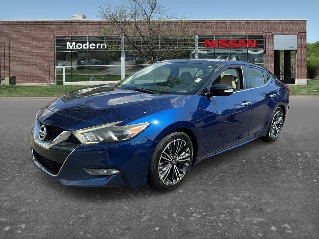 2017 NISSAN Maxima