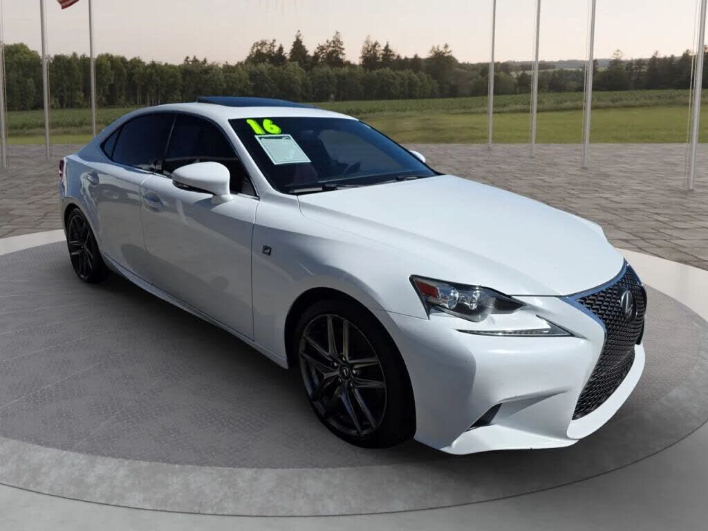 2016 LEXUS IS