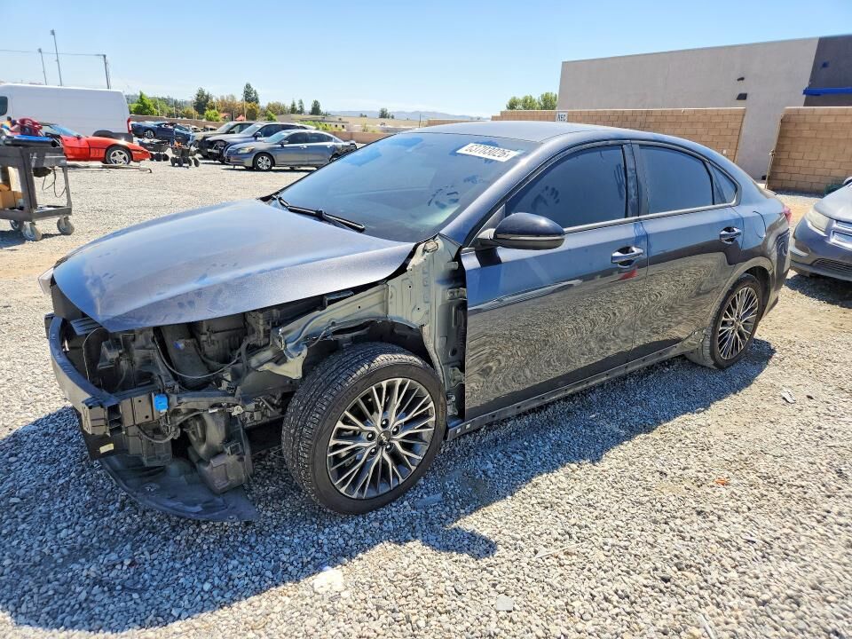 2023 KIA Forte