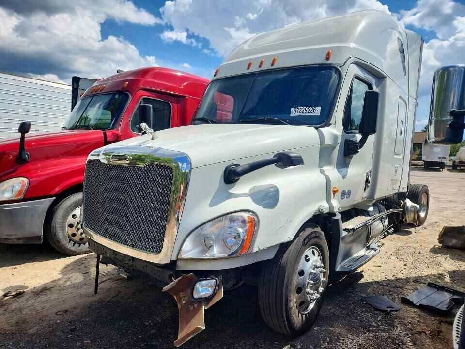 2017 FREIGHTLINER Cascadia