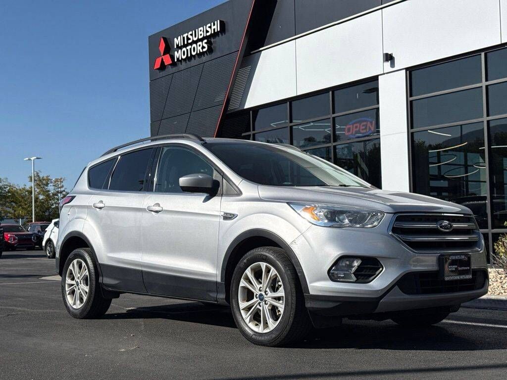 2017 FORD Escape