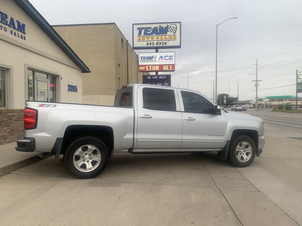 2017 CHEVROLET Silverado
