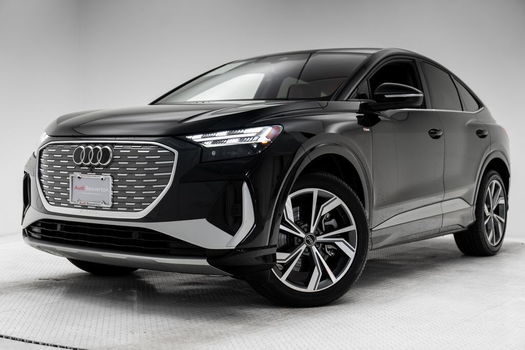 2023 AUDI Q4