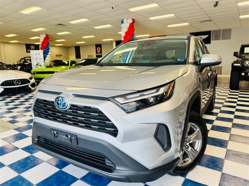 2024 TOYOTA RAV4