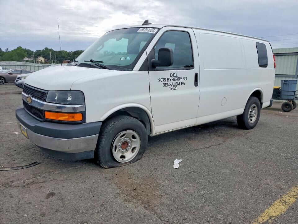 2022 CHEVROLET Express