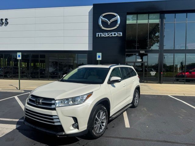 2018 TOYOTA Highlander