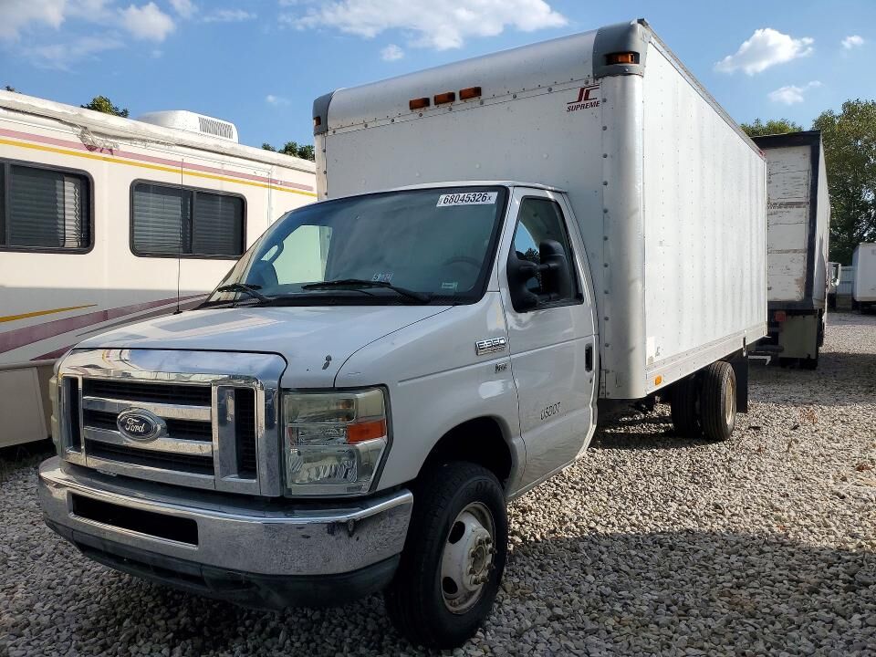 2011 FORD E-350