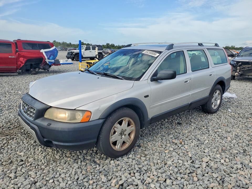 2005 VOLVO XC70