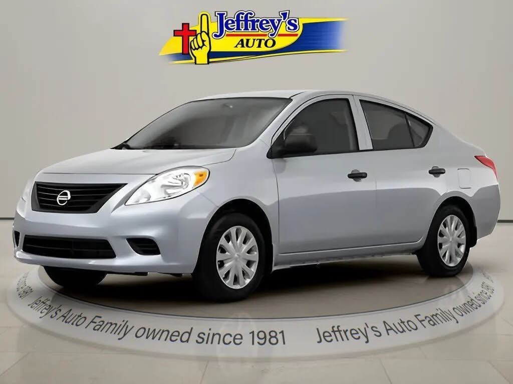 2014 NISSAN Versa