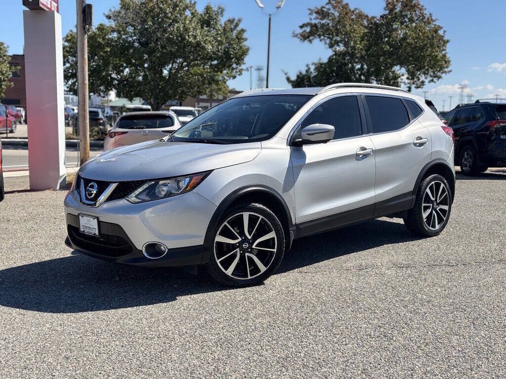 2017 NISSAN Rogue