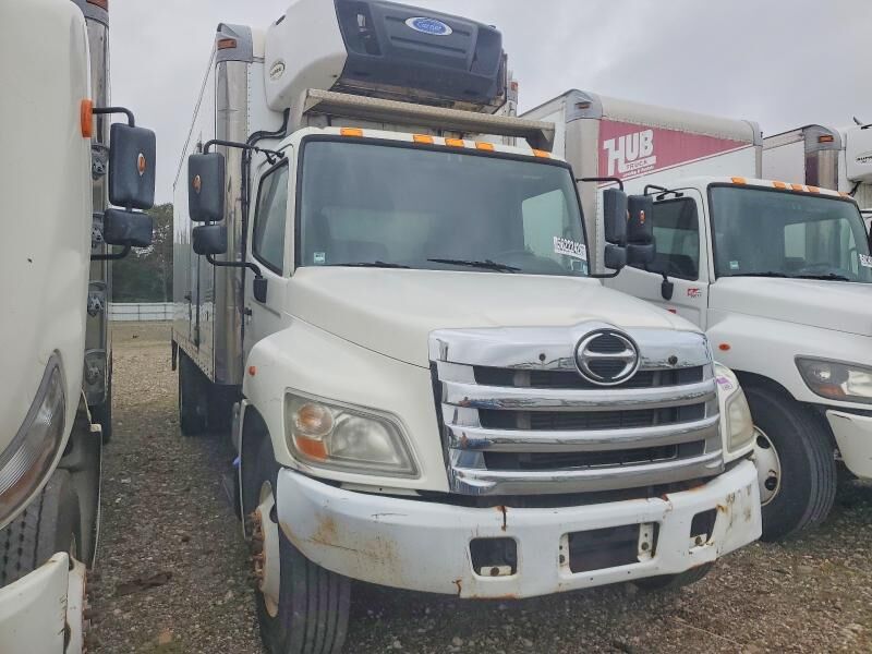 2014 HINO Incomplete Vehicle