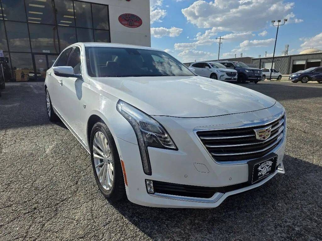 2017 CADILLAC CT6