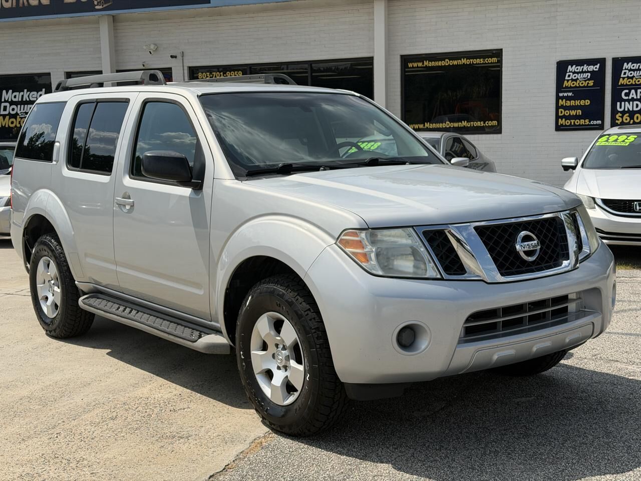 2011 NISSAN Pathfinder