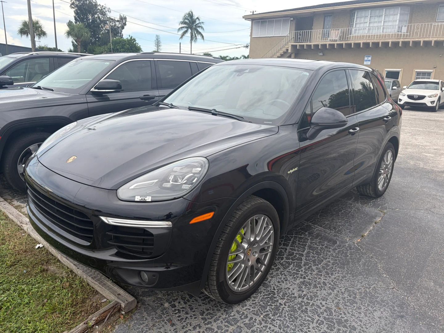 2015 PORSCHE Cayenne