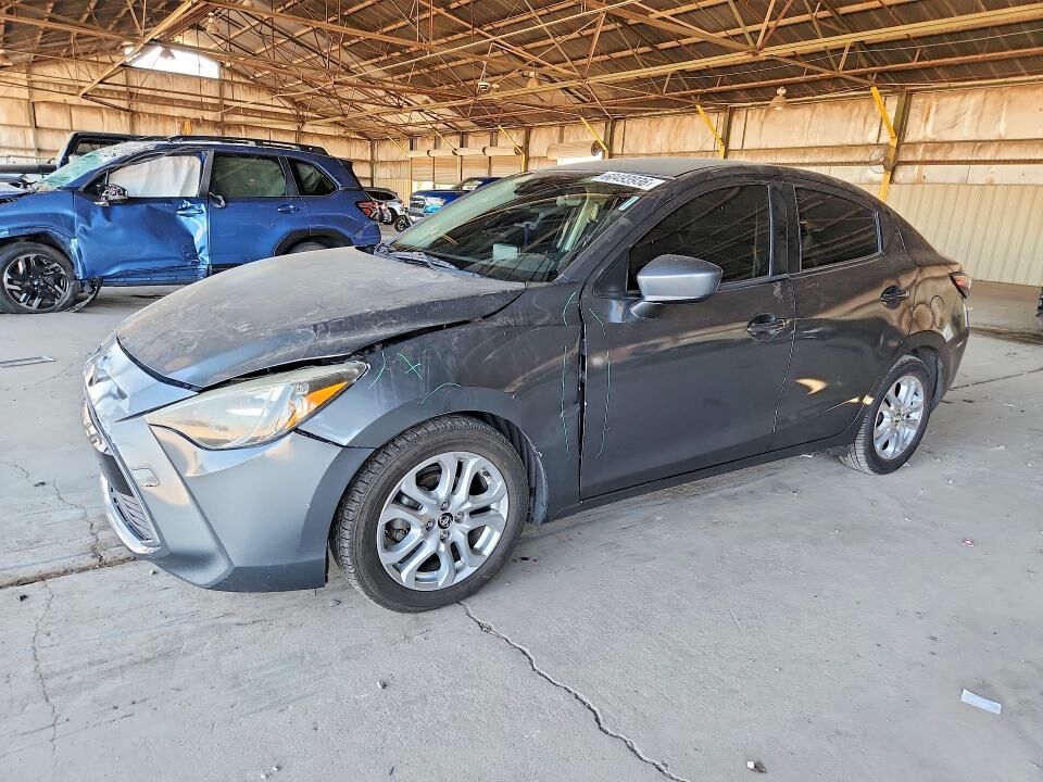 2018 TOYOTA Yaris