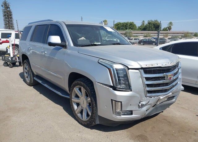 2017 CADILLAC Escalade