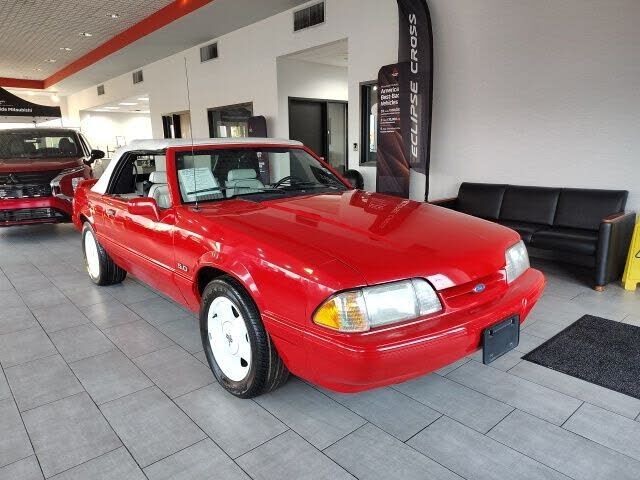 1992 FORD Mustang