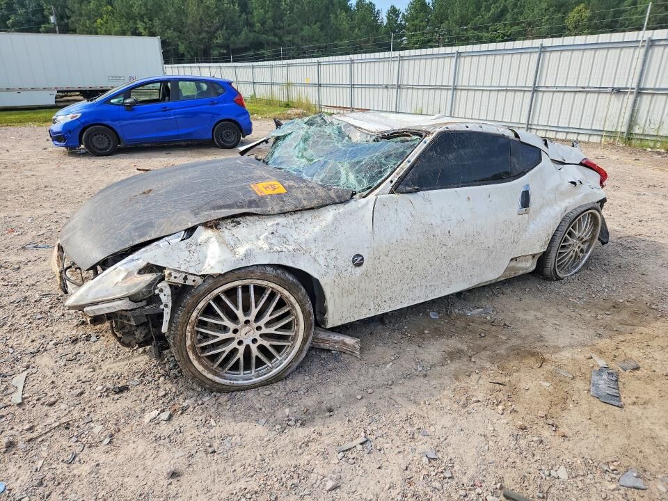 2011 NISSAN 370Z