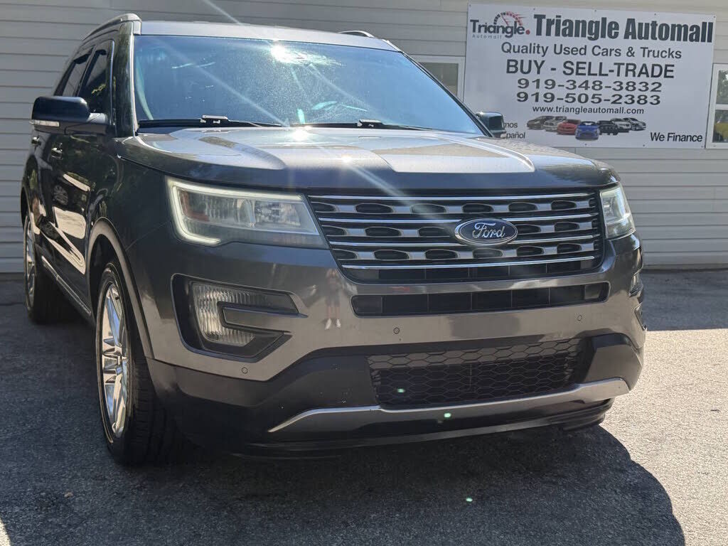 2016 FORD Explorer