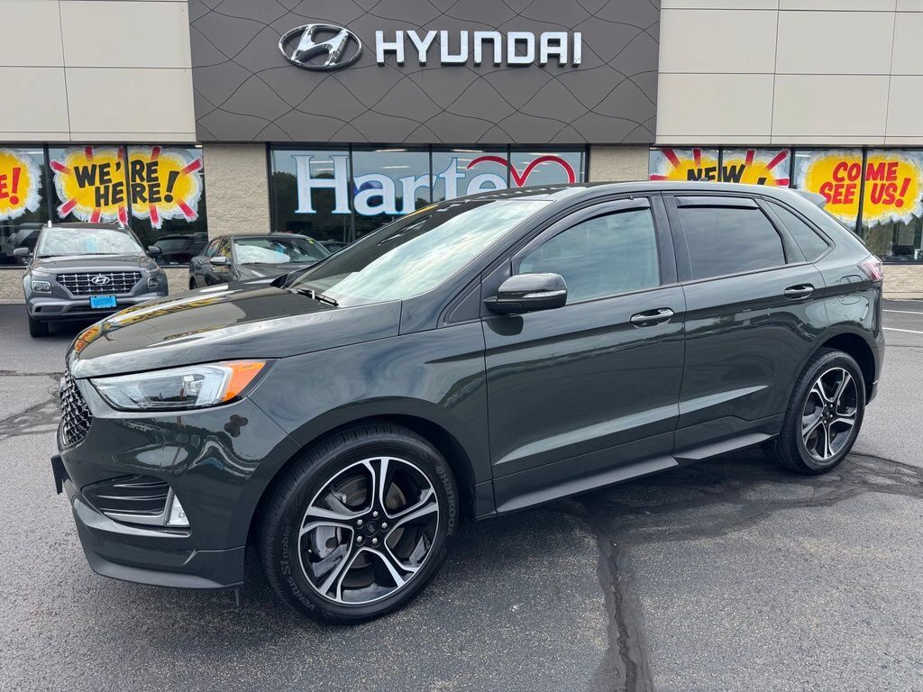2022 FORD Edge