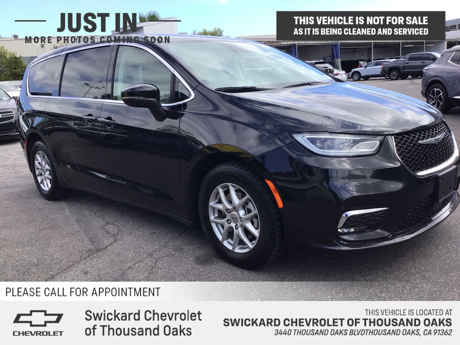 2023 CHRYSLER Pacifica