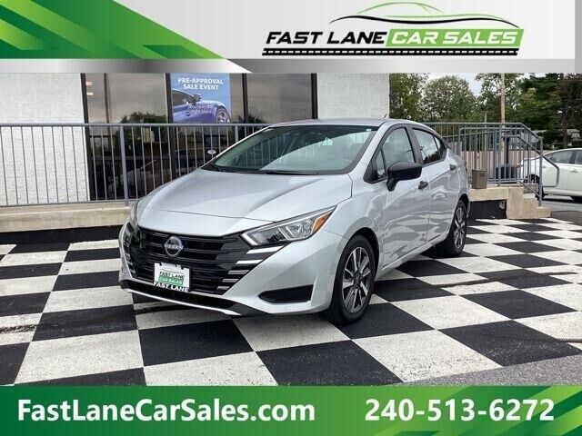 2024 NISSAN Versa