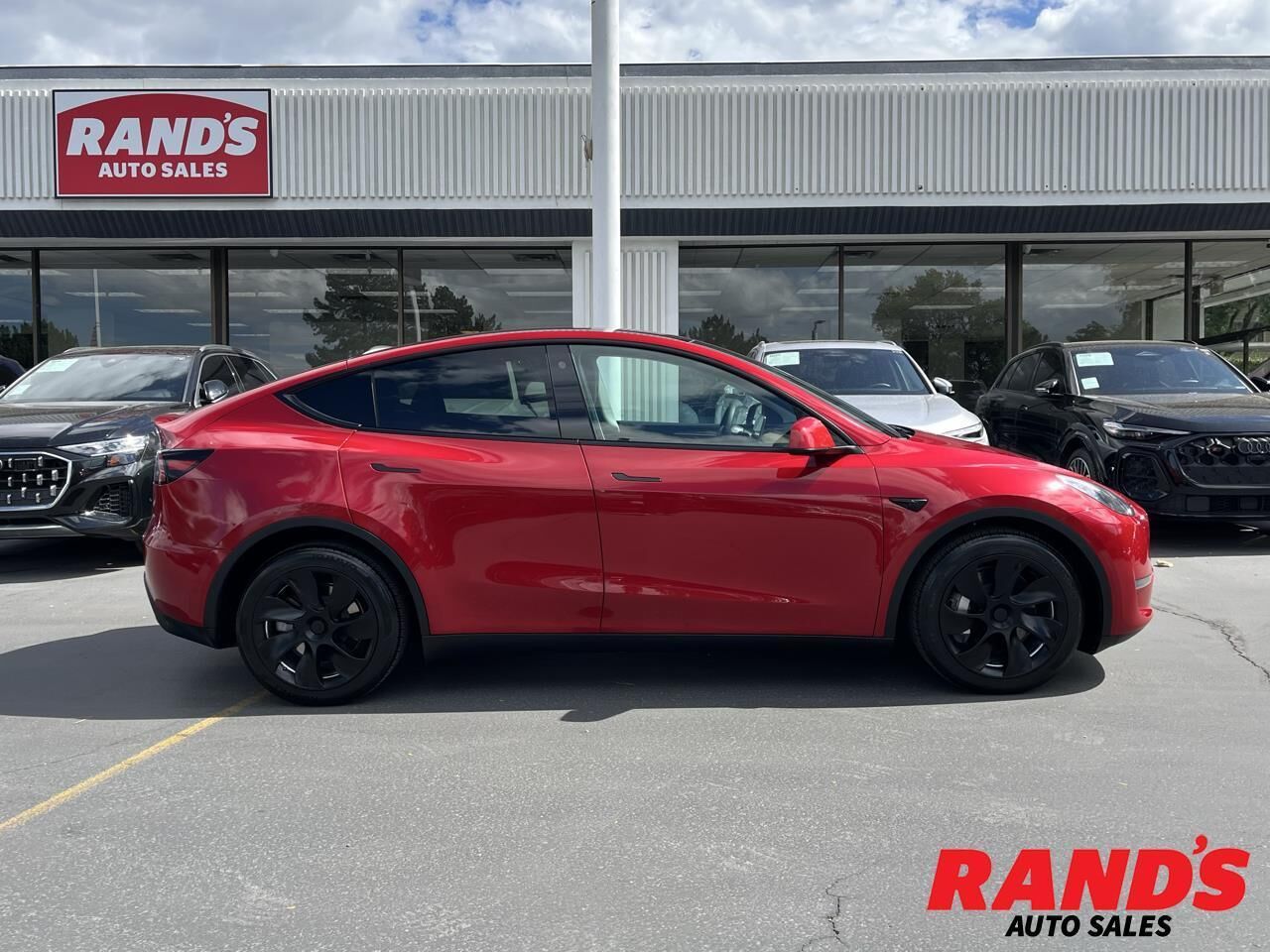 2023 TESLA Model Y