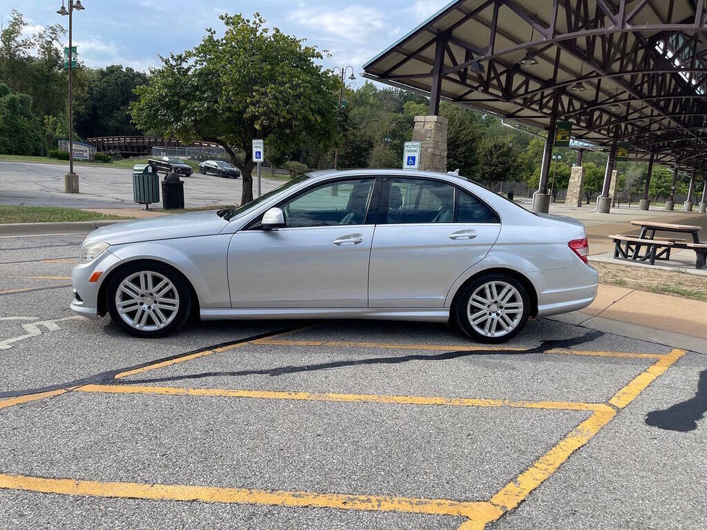 2009 Mercedes-Benz C-Class