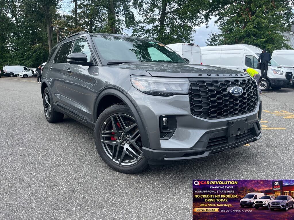 2025 FORD Explorer