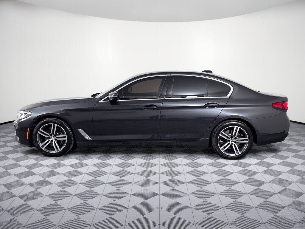 2023 BMW 530i