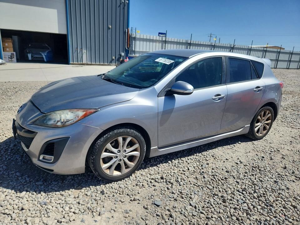 2010 MAZDA Mazda3