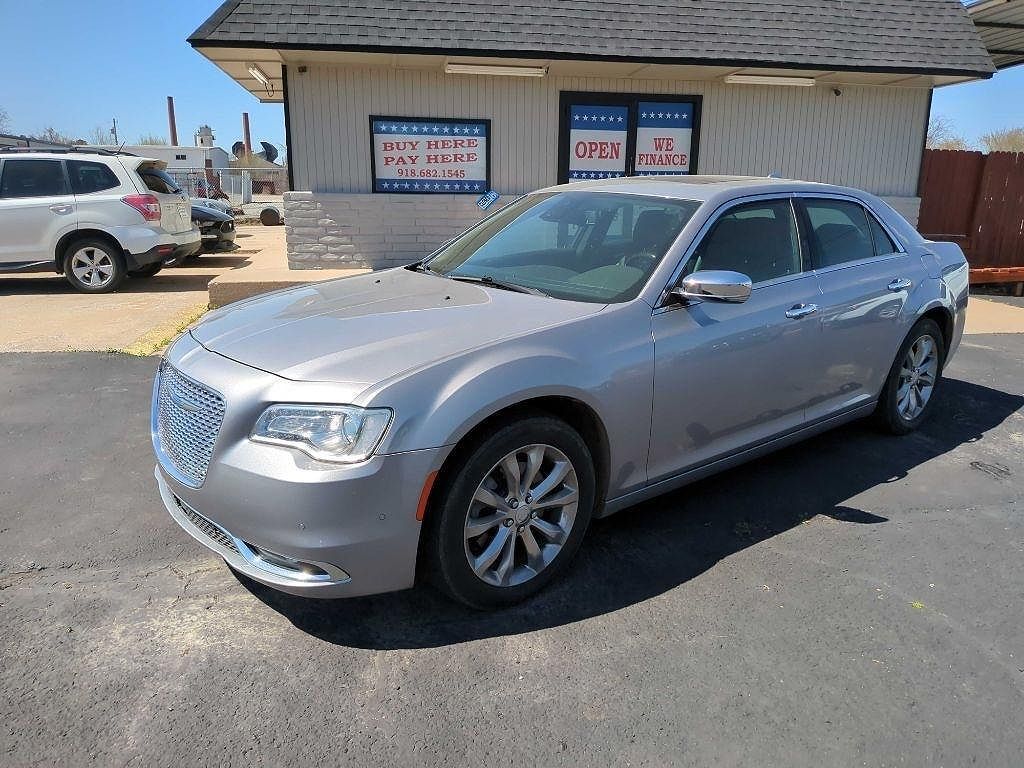2018 CHRYSLER 300