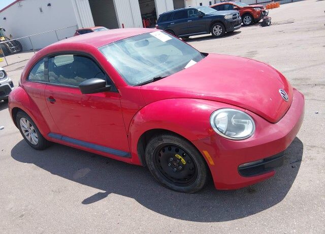 2016 VOLKSWAGEN Beetle
