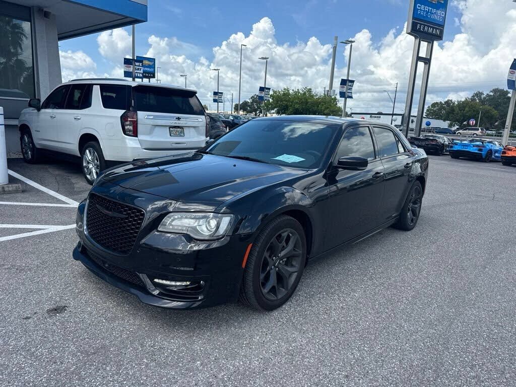 2022 CHRYSLER 300